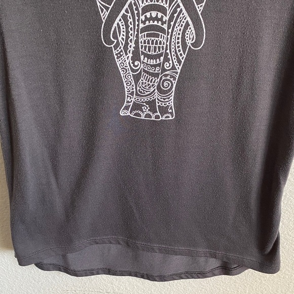 Zoe + Liv Charcoal Elephant Graphic Tee - Picture 6 of 9